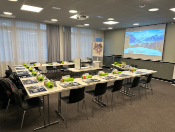 Installation électrique d'un bureau de réunion - Tabriz Électricité